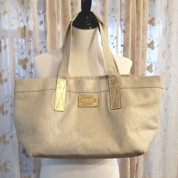 MICHAEL KORS BURLAP TWEED SHOPPER/TOTE ~ GOLD ACCENTS ~ NWOT - Picture 2 of 14